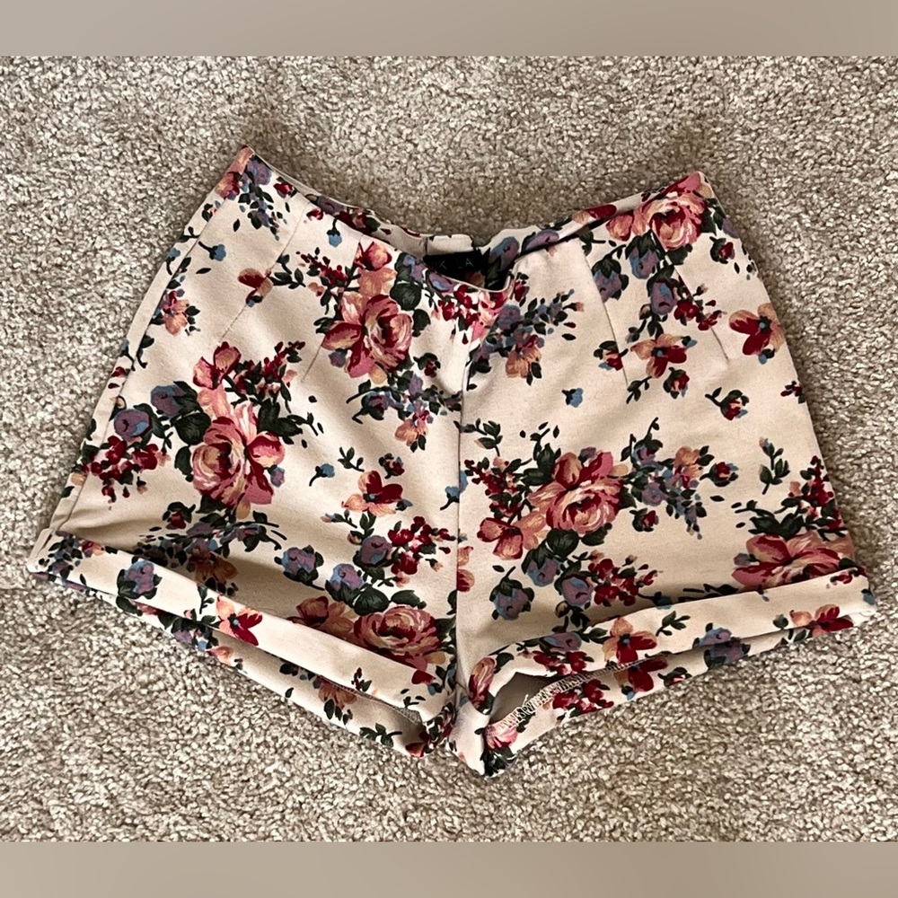 Set of two pairs of shorts. Stretchy comfy summer shorts